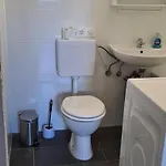 Moderne Handwerker Und Monteur 165 Appartamento *