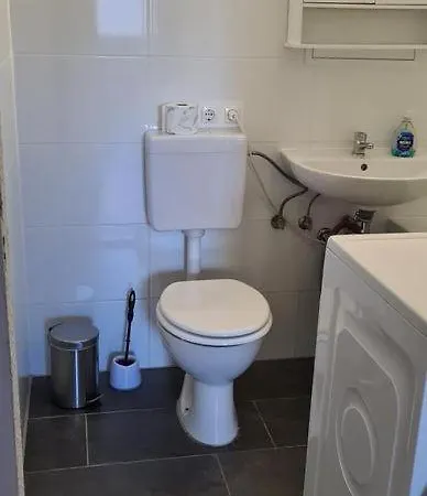 Moderne Handwerker Und Monteur 165 Apartamento *