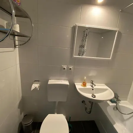 Apartamento Moderne Handwerker Und Monteur 165 *