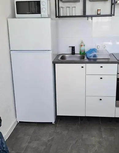 Moderne Handwerker Und Monteur Wohnung 165 Lägenhet Magdeburg