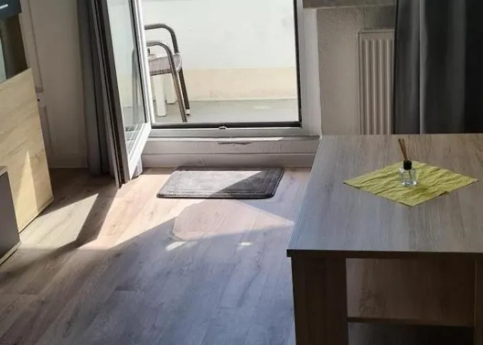 Moderne Handwerker Und Monteur Wohnung 165 * Magdeburg